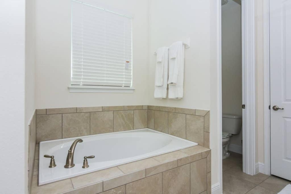 Hébergement de vacances Gorgeous Single With Private Pool At Encore Ec7463 *